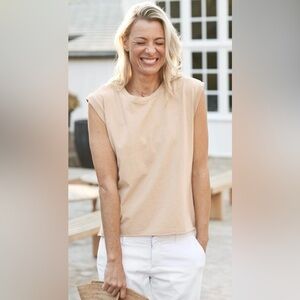 Frank & Eileen's Aiden Vintage Muscle Tee Latte Tan Cap Sleeve Crewneck Top M